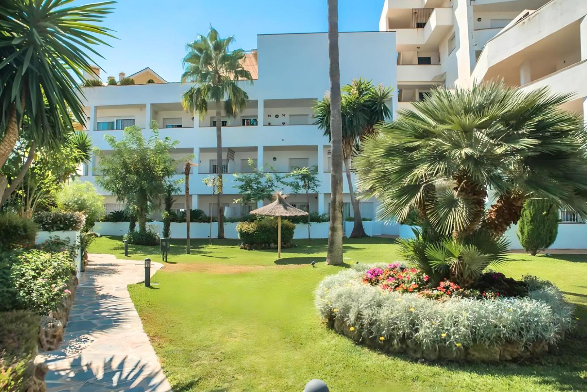 Gorgeous 2Br Apt. W/ Mountain View Puerto Banus Marbellac Extérieur photo