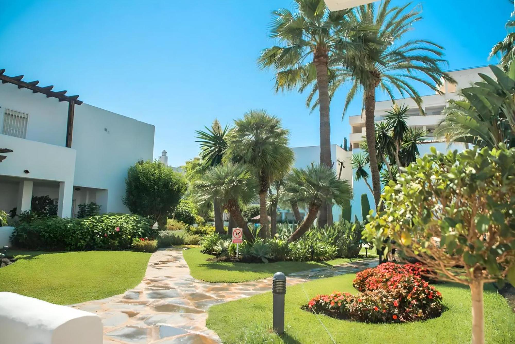 Gorgeous 2Br Apt. W/ Mountain View Puerto Banus Marbellac Extérieur photo