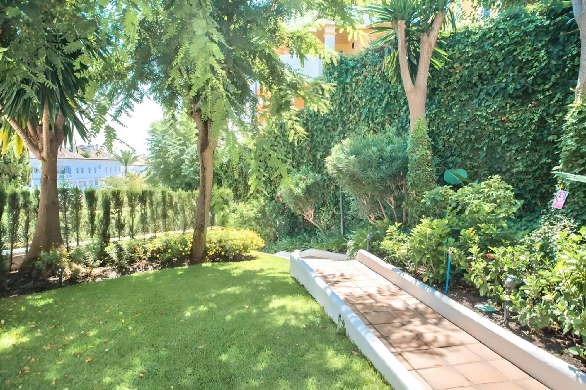Gorgeous 2Br Apt. W/ Mountain View Puerto Banus Marbellac Extérieur photo