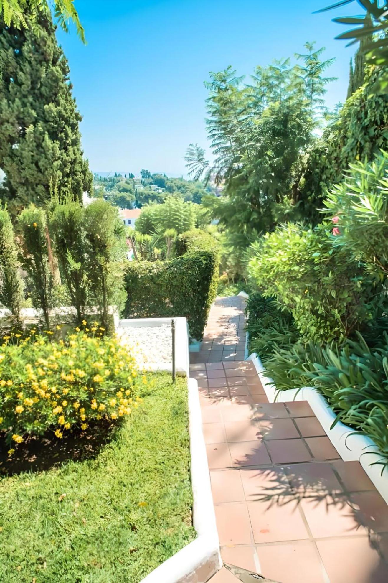 Gorgeous 2Br Apt. W/ Mountain View Puerto Banus Marbellac Extérieur photo